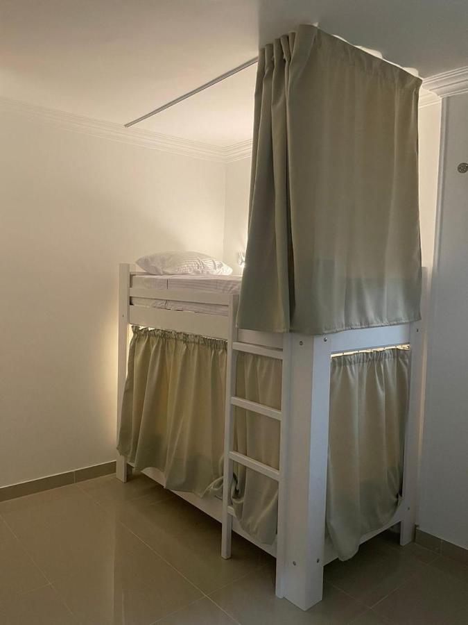Serafy City Center Hostel And Pool For Foreigners Adults Only Хургада Екстер'єр фото