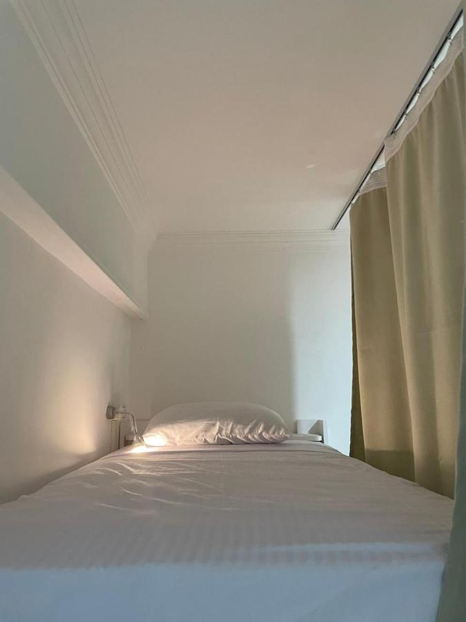 Serafy City Center Hostel And Pool For Foreigners Adults Only Хургада Екстер'єр фото