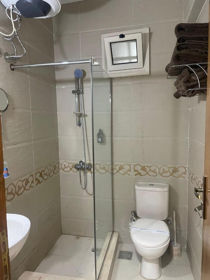 Serafy City Center Hostel And Pool For Foreigners Adults Only Хургада Екстер'єр фото
